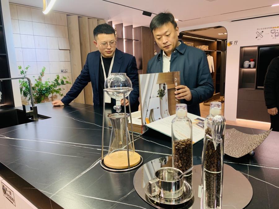 1645781469365825bpUb.jpg 4.jpg