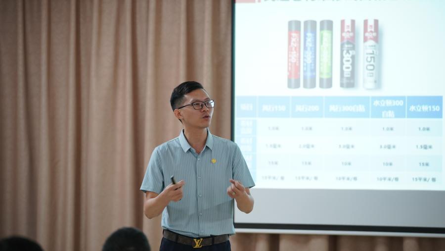 1660904039399759L4JL.jpg 04.JPG