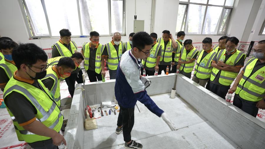 1660904111551575G1X3.jpg 06.JPG