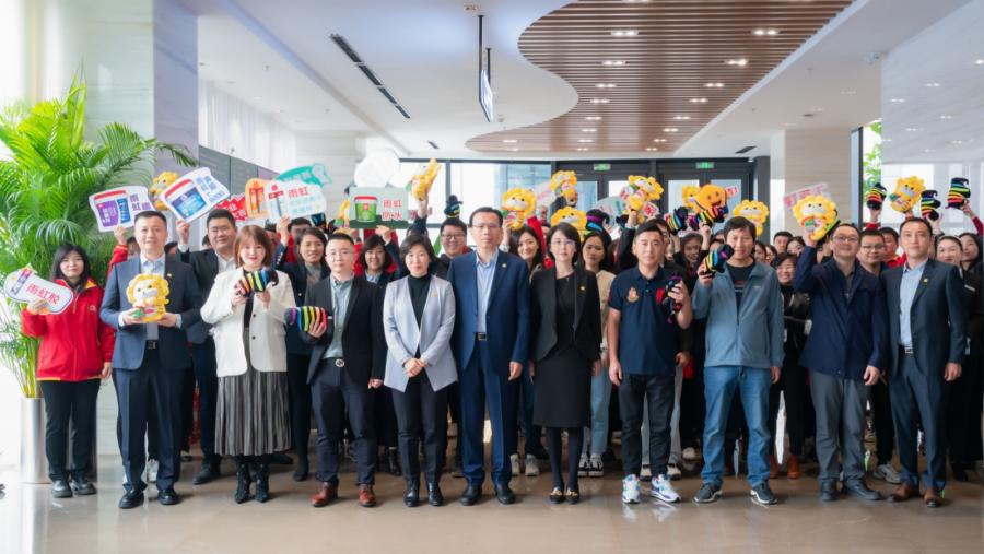 1666346424853024g4Wg.jpg 合影.jpg