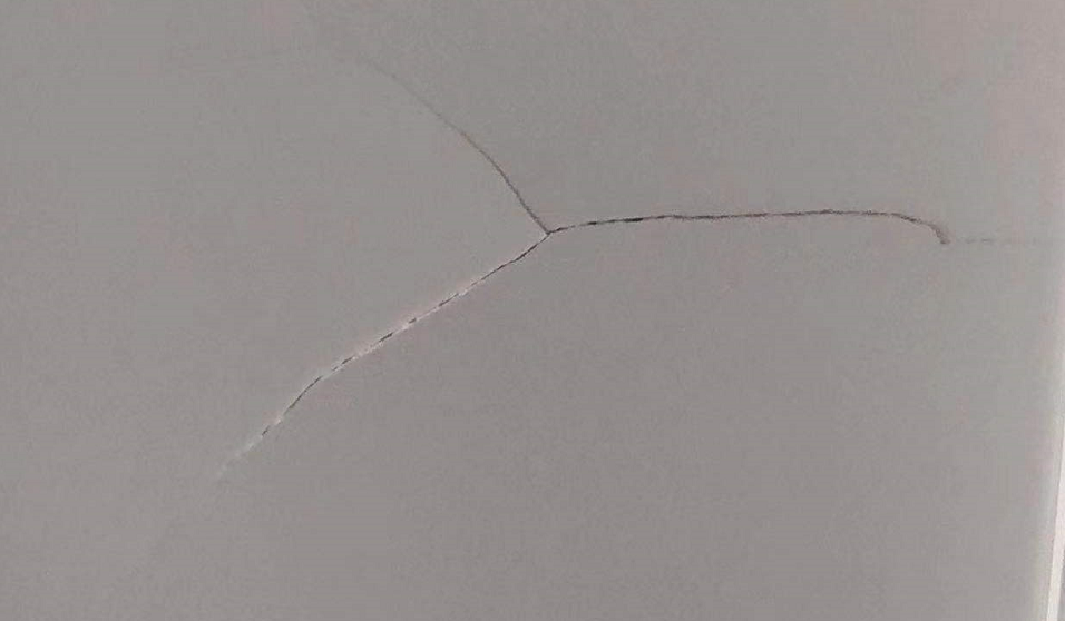 墙面用什么材料修补?雨虹墙倍丽腻子粉有效解决问题 墙面用什么材料修补?雨虹墙倍丽腻子粉有效解决问题